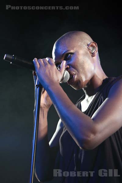 SKUNK ANANSIE - 2010-09-08 - PARIS - Nouveau Casino - 